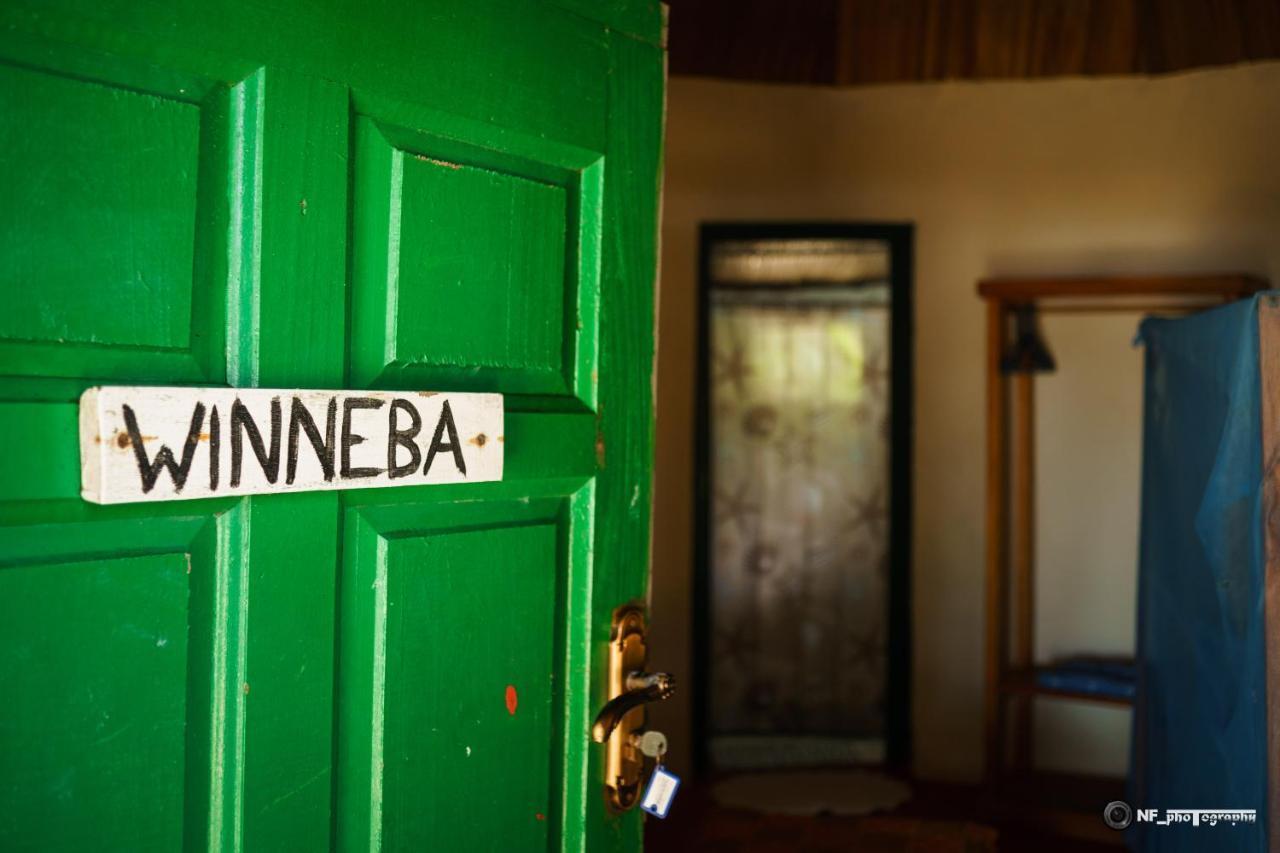 The Akwidaa Inn Екстериор снимка